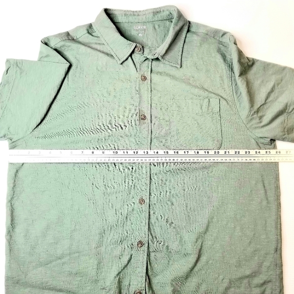 J.Crew Men's Garment-Dyed Slub Gray Cotton Shortsleeve Buttondown Shirt, Egypt - Picture 4 of 7